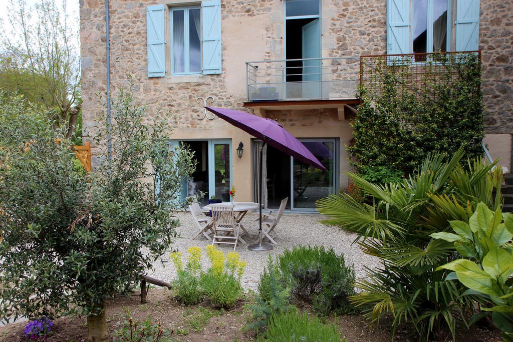 Chambres D'Hotes Du Presbytere La Bastide-l'Eveque Exteriör bild