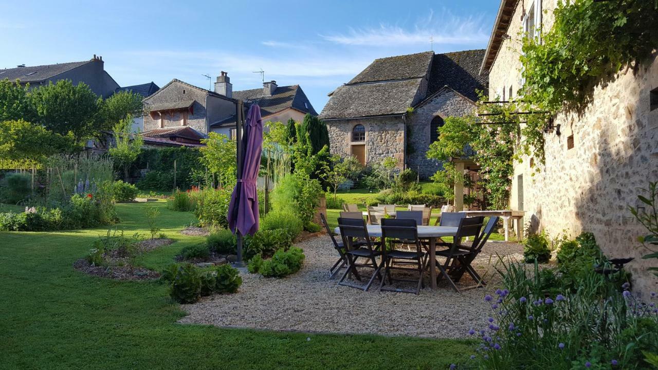Chambres D'Hotes Du Presbytere La Bastide-l'Eveque Exteriör bild